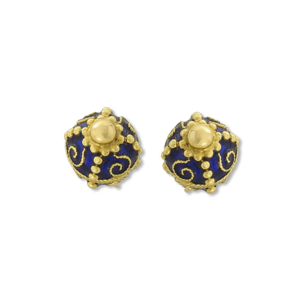 18K Gold, handmade Byzantine earrings.