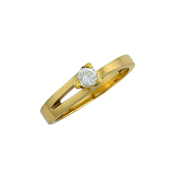 18K Yellow Gold, Diamond ring.